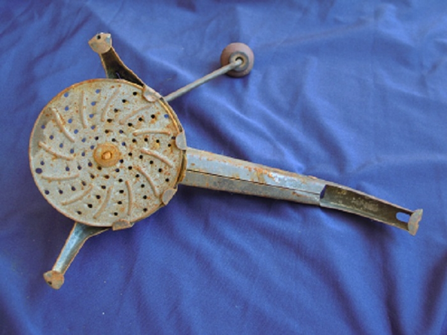 METAL MEKANİK EL İLE CEVİRMELİ DİLİMLEYİCİ A  MOULI