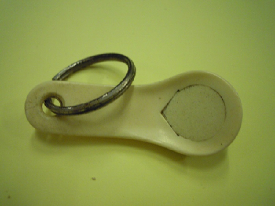 BÜYÜK ŞEHİR ARMALI AKPİL BEYAZ ANAHTARLIK