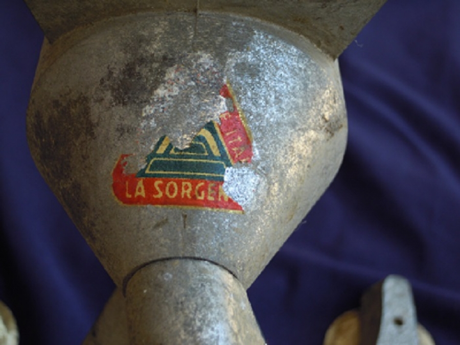 KURU YEMİŞ DEGİRMENİ MEKANİK MADE İN İTALY 