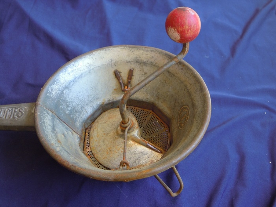 MOULIN - LEGUMES MADE İN FRANÇE BREVETE SGOG METAL MEKANİK PÜRE MAKİNESİ