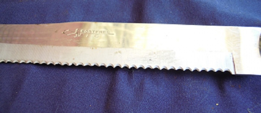 ROSTFREI VİC EKMEK PASTA BIÇAK AHŞAP SAPLI