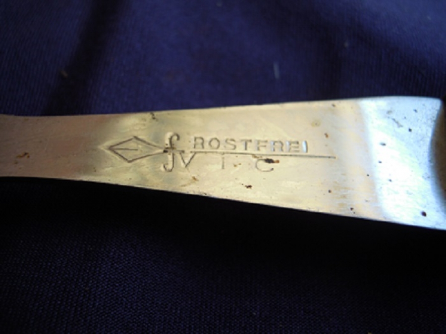 ROSTFREI VİC PASLANMAZ SERVİS AHŞAP SAPLI CATALI