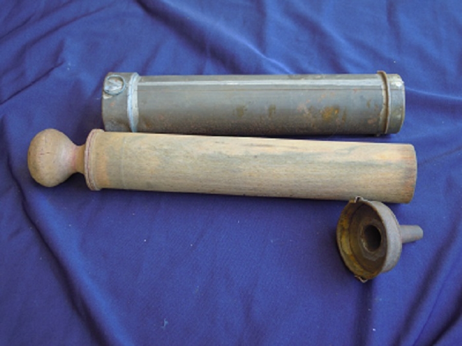 MUTFAK KREMA HAMUR İŞLERİNDE KULLANILAN METAL MEKANİK POMPA