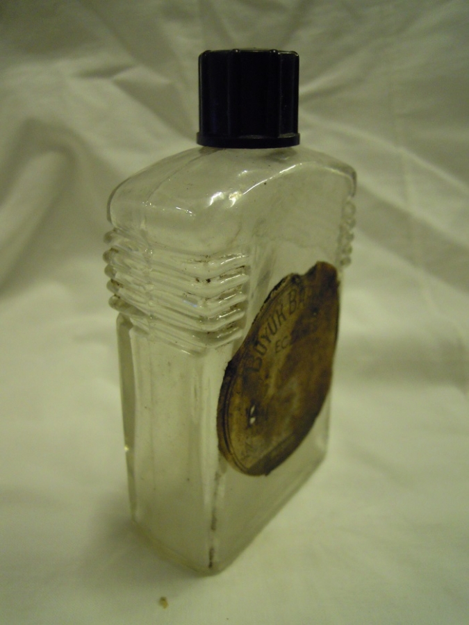 BÜYÜK BARBAROS ECZANESİ KOLONYA ŞİŞE BEŞİKTAŞ TRAMVAY CAD 51 KAPAKLI BOŞ ŞİŞE