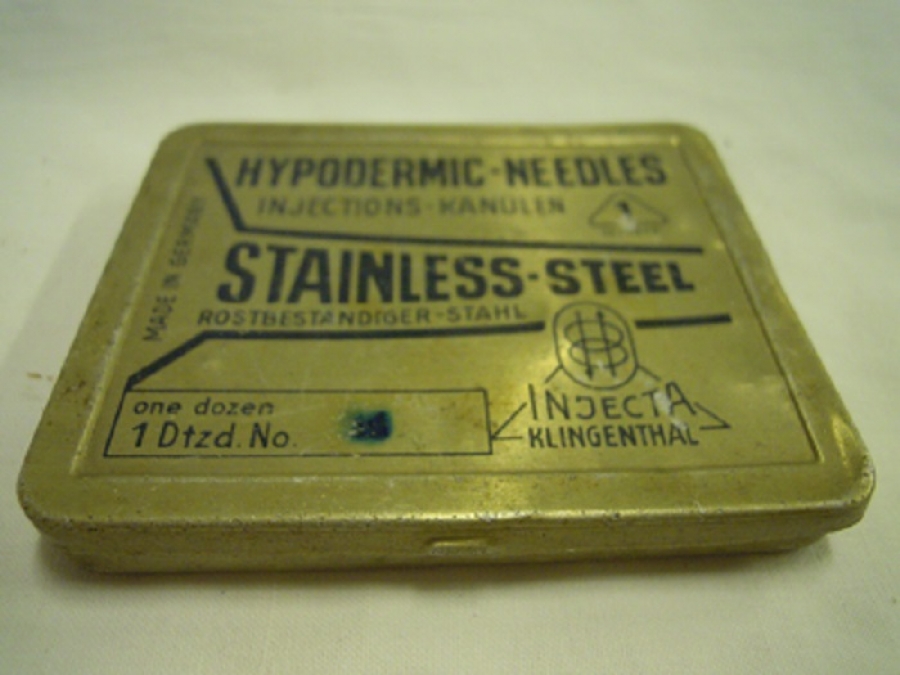 HYPODERMIC - NEEDLES INJECTIONS - KANÜLEN STAINLESS - STEEL ROSTBESTANDIGER - STANL MADE İN GERMANY İĞNE TENEKE KUTU