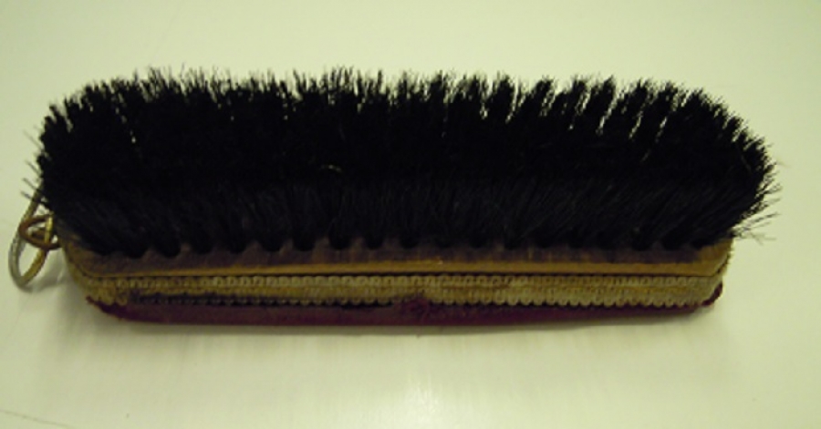 KIYAFET ELBİSE TOZ ALICI AHŞAP AT KILI  FIRÇA 