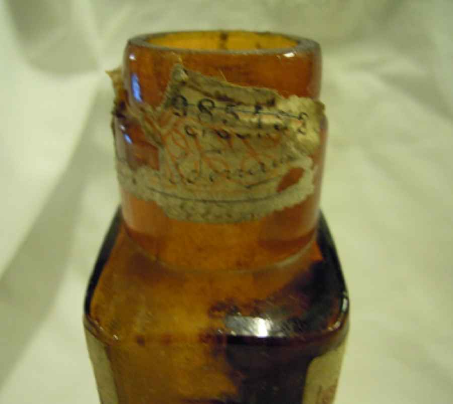 TRİCALCINE BOŞ KAHVERENGİ CAM ETİKETLİ İLAC  ŞİŞE