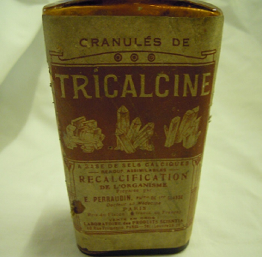 TRİCALCINE BOŞ KAHVERENGİ CAM ETİKETLİ İLAC  ŞİŞE