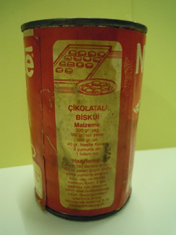 NESTLE SAF VE ERİR KAKAO TENEKE BOŞ KUTU