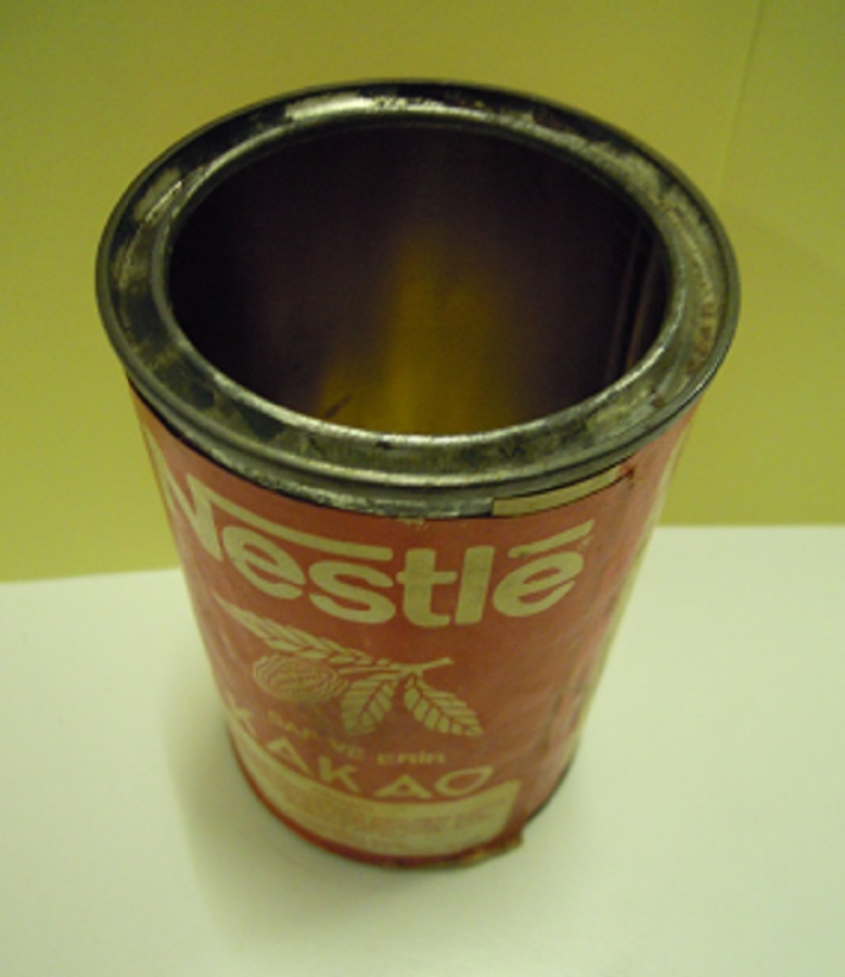 NESTLE SAF VE ERİR KAKAO TENEKE BOŞ KUTU