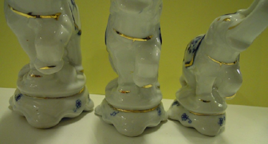 PORSELEN UGUR BEREKET TİMSALİ 3 TANE FİL