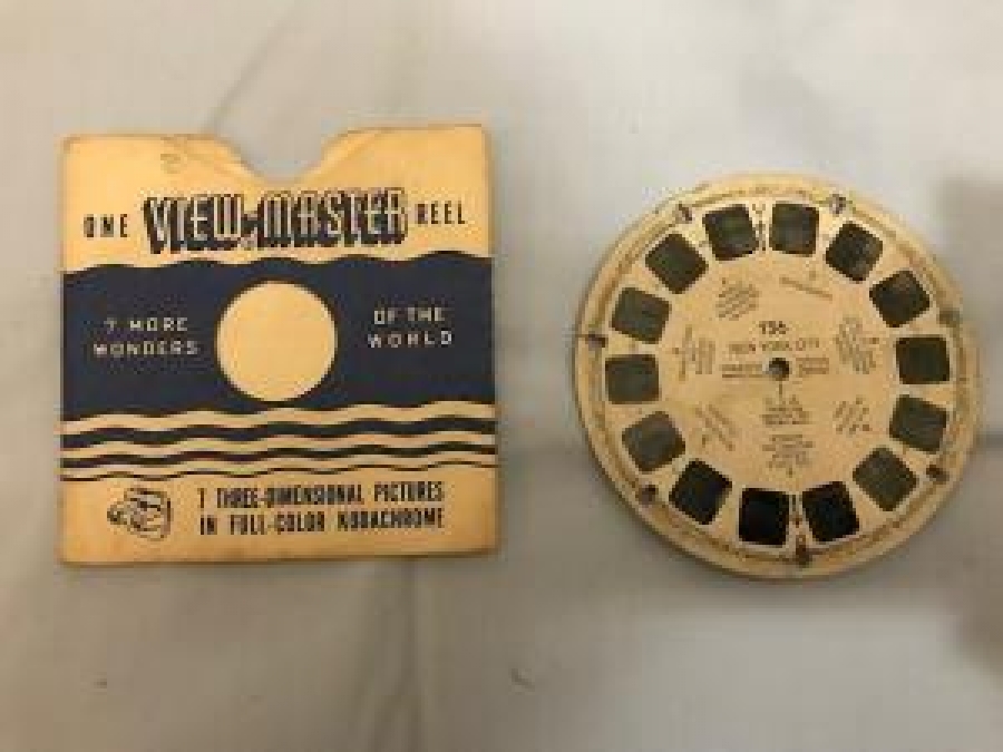 7 THREE-DIMENSIONAL PICRURES INFULL - COLOR KODACHROME 