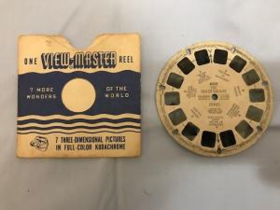 7 THREE-DIMENSIONAL PICRURES INFULL - COLOR KODACHROME 