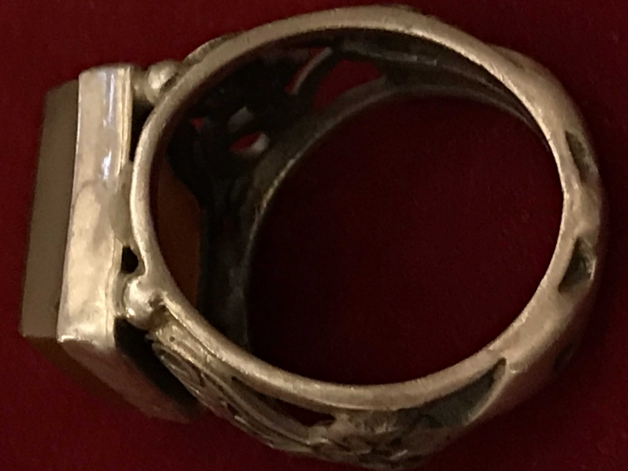 AKİK EL KAZIMA ÜZERİ YAZILI TAŞLI HAS SAF GÜMÜŞDEN  KAPALICARŞI HAMPAR USTA İŞCİLİKLİ YÜZÜK 