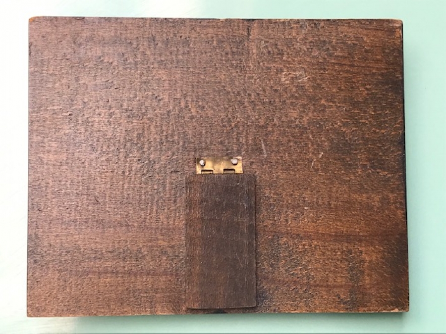 TURKİYE İŞ BANKASI 50 YIL ANISINA ATATURK ROLYEFLİ MASA UZERİ ŞİLT