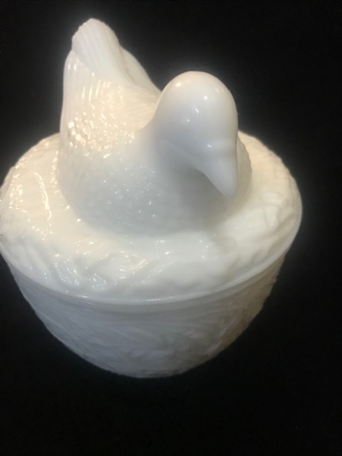 BEYAZ KAPAKLI OPALİN GÜVERCİN FORM AVON KIREM KABI 