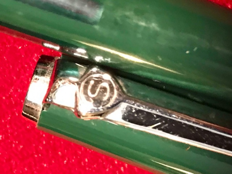 SCRIKSS 17 MODELİ YEŞİL POMPALI MUREKKEP CEKMELİ DOLMA KALEM 