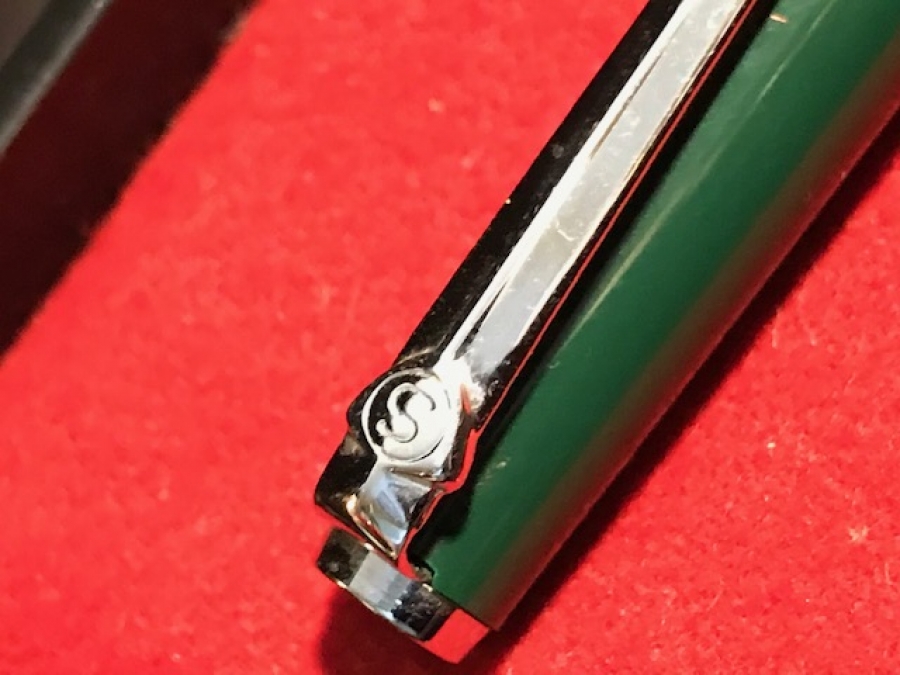 SCRIKSS 17 MODELİ YEŞİL POMPALI MUREKKEP CEKMELİ DOLMA KALEM 