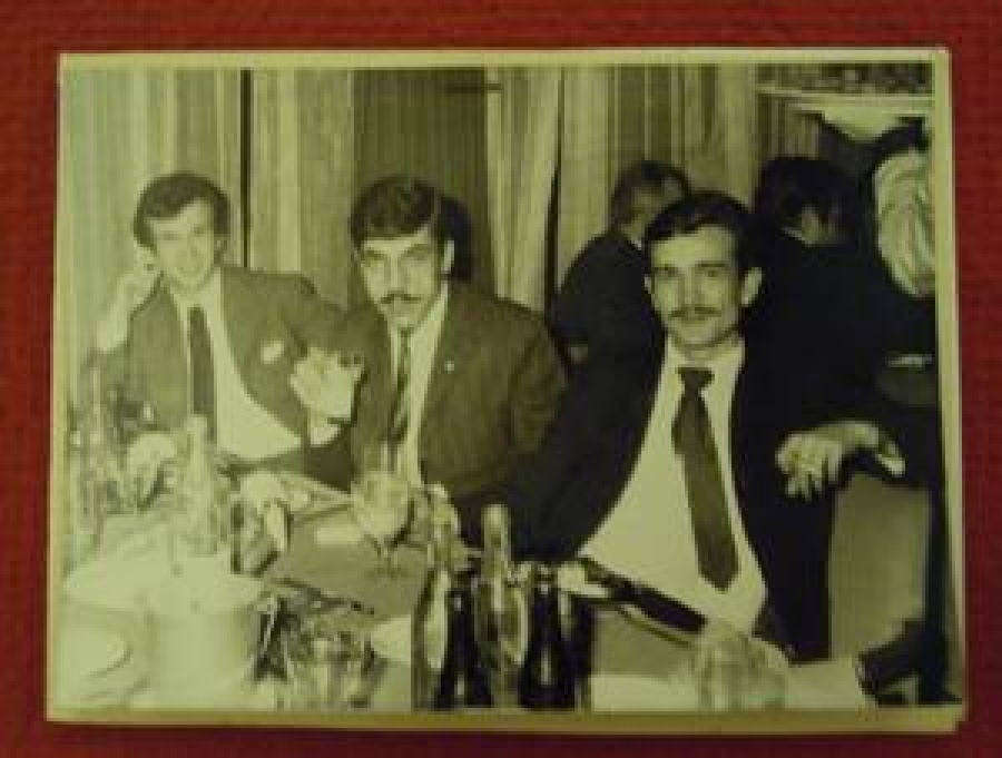 FOTO EMİN BEBEK BELEDİYE GAZİNOSU 27 MART 1969 SİYAH BEYAZ ANI FOTOĞRAFI 