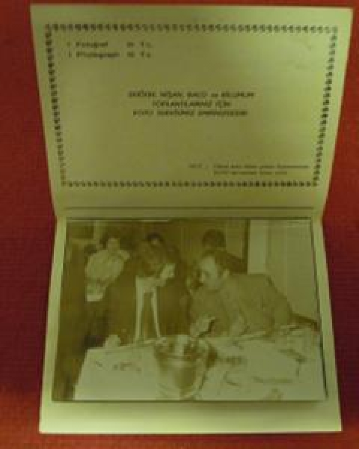 KARTON KAPAKLI SİYAH BEYAZ ANI FOTOĞRAFI ALTIN BALIK RESTAURANT FOTOĞRAF SERVİS