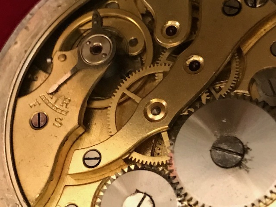 MEKANİK KURMALI AERA FRANSIZ  EMAYE KADRAN CİFT KAPAKLI PİRİNC SARI TAŞLI MAKİNE SORUNSUZ KÖSTEKLİ CEP SAATİ