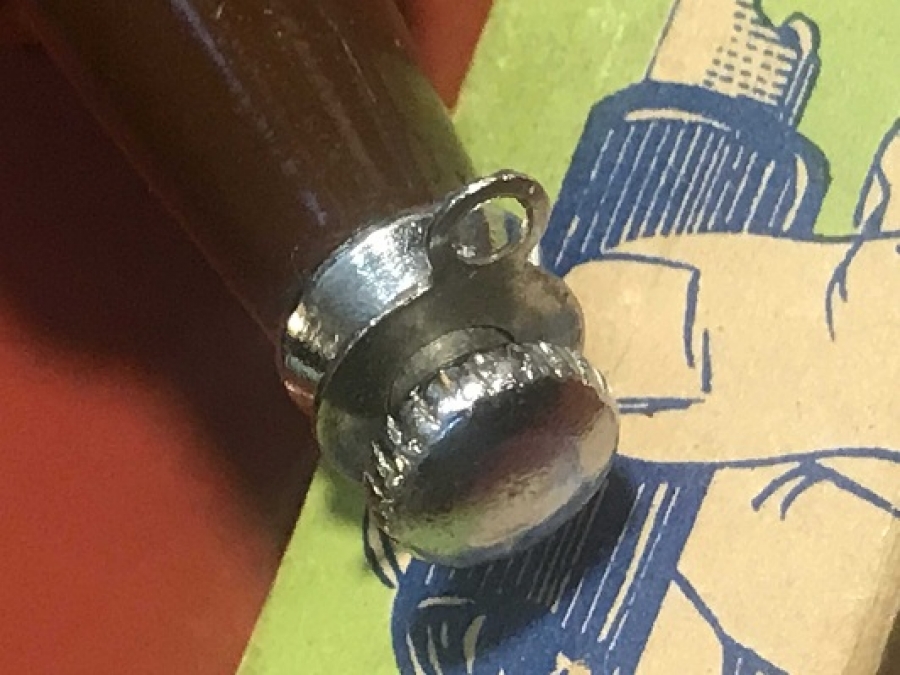 WATNEYS PALE ALE LONDON BİRA ŞİŞESİ ŞEKLİNDE ŞİŞE ACACAK KUTUSUNDA 