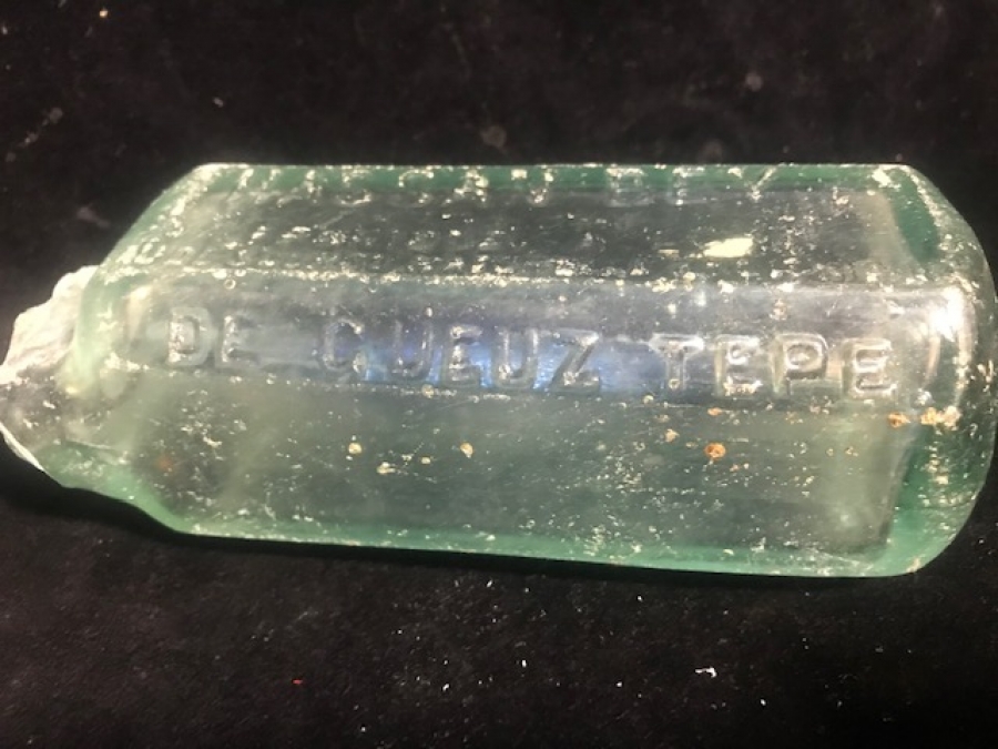 HASSAN BEY GAZOZ ŞİŞESİ FRANSIZCA VE OSMANLICA YAZILI DİBİNDE AY YILDIZ