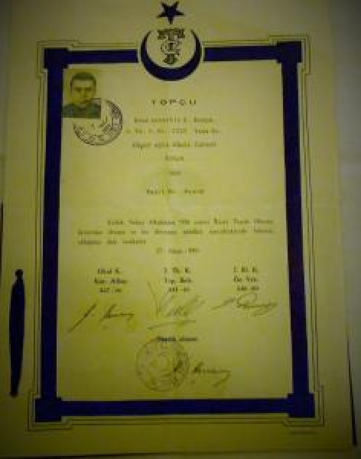 TOPÇU MUVAFFAKİYETLE BİTİRİŞ OLDUĞUNA DAİR VESİKADIR. 27 NİSAN 939 TASDİK OLUNUR 