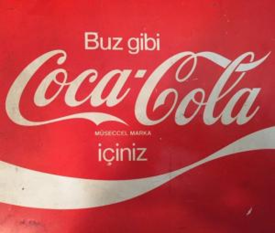 BUZ GİBİ COCA COLA İÇİNİZ REKLAM TABELASI KARE FORMDA TENEKE BAKKAL BÜFE DUVARINA VEYA SOUTUCU DOLABA TAKILAN 