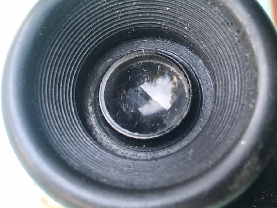  DURBÜN PİRİNC ÜZERİ DERİ KAPLI VEDETTE 8 X 26 