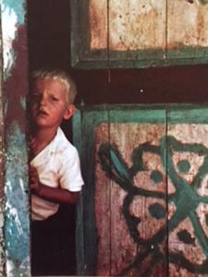 ECZACI BAŞI İLAÇ FABRİKASI ÇOCUKLAR TEMALI FOTOĞRAFLAR 1975 KUŞE KAĞIT