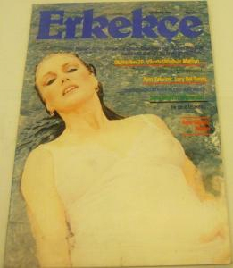 ERKEKÇE DERGİ AĞUSTOS 1982 SUNA DENİZİN KOYNUNDA!.. İLK GECE FELAKETİ... AYIN GÜZELİ : 