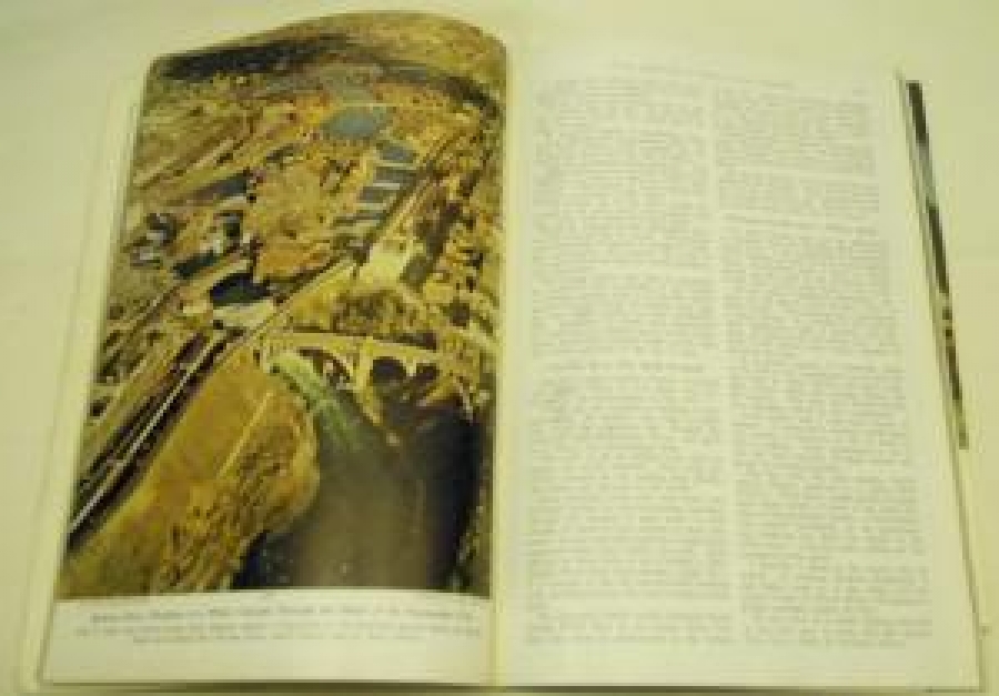 THE NATIONAL GEOGRAPHIC MAGAZINE NOVEMBER  1952 YILI AMERİKAN BASKI DERGİ 