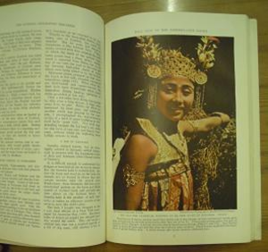 THE NATIONAL GEOGRAPHIC MAGAZINE MARCH.1939. VOL. LXXV. NO.3 