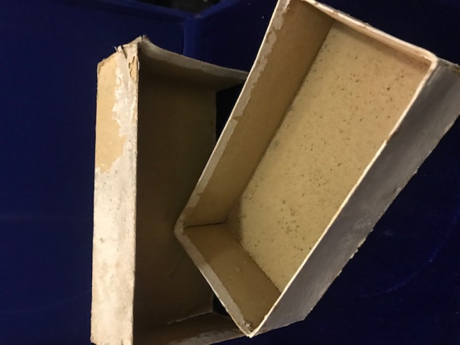 KARTON KUTU KOKYU PIN BARI 