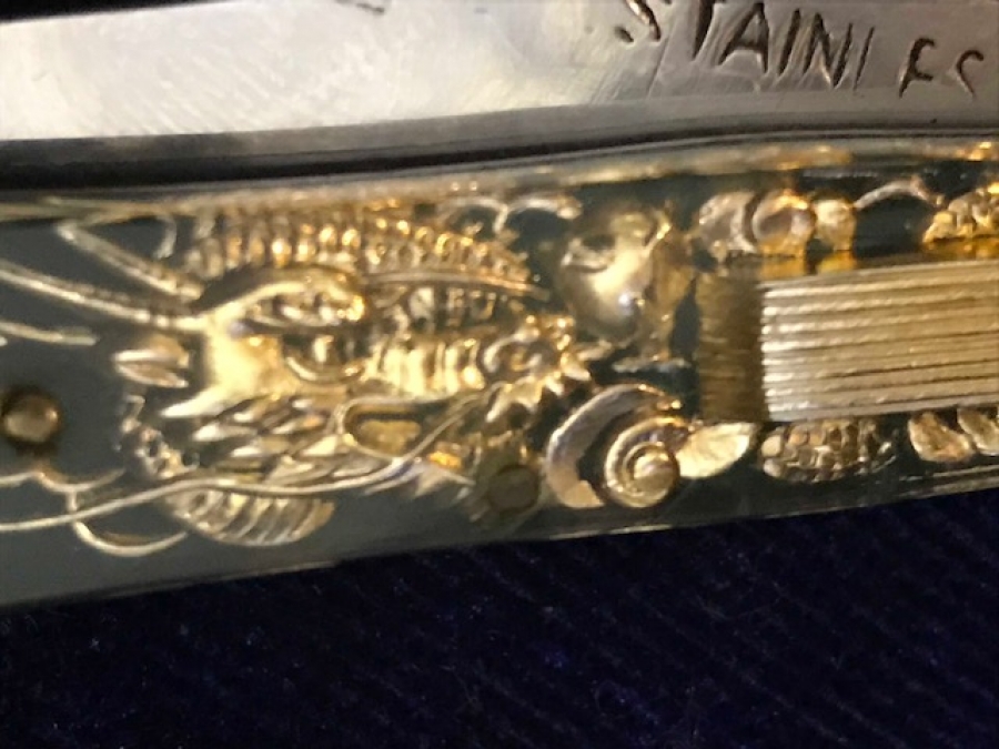 İRAN ZENCEN DIŞI POLİ BASKILI DIŞ KAB YARIM SUSTALI YAN ÇIKMA ÇAKI STAINLESS  