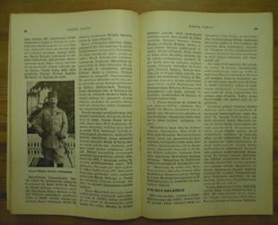 TARİH VE EDEBİYAT MECMUA EKİM-1979 SAYI : 10