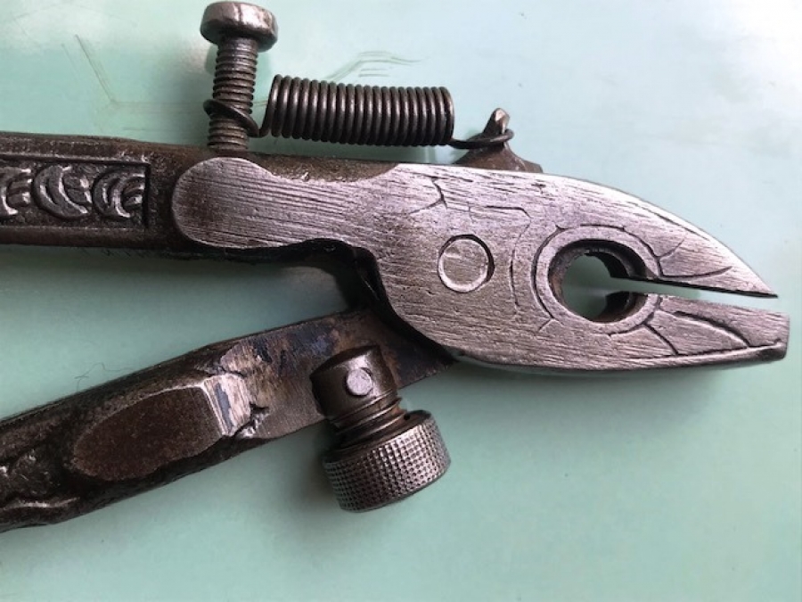 TESTERE AGZI SAG SOL YATIRMA  CAP PENSESİ