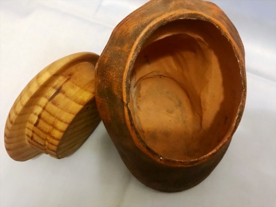 FRANSIZ 1950 KAPİTOMENTO EL BOYAMA TÜTÜN SAKLAMA KABI AHŞAP KAPAKLI  LE MOULLEAU 