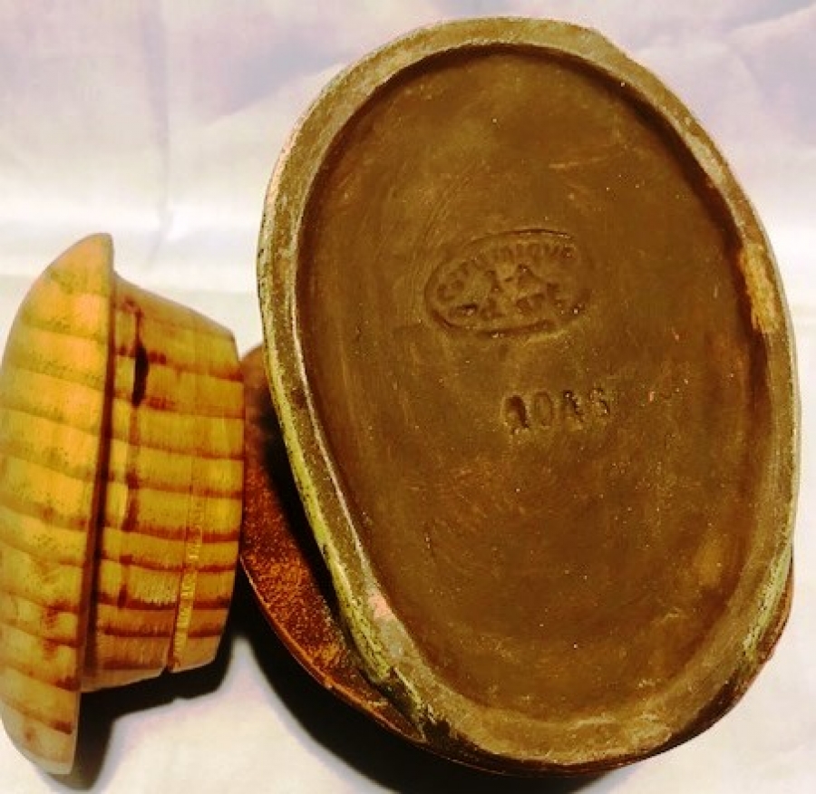 FRANSIZ 1950 KAPİTOMENTO EL BOYAMA TÜTÜN SAKLAMA KABI AHŞAP KAPAKLI  LE MOULLEAU 