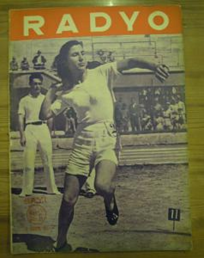 RADYOMUZUN YAYIM PROGRAMLARI 15 AĞUSTOS 1943 CİLT : 2 - SAYI : 21  