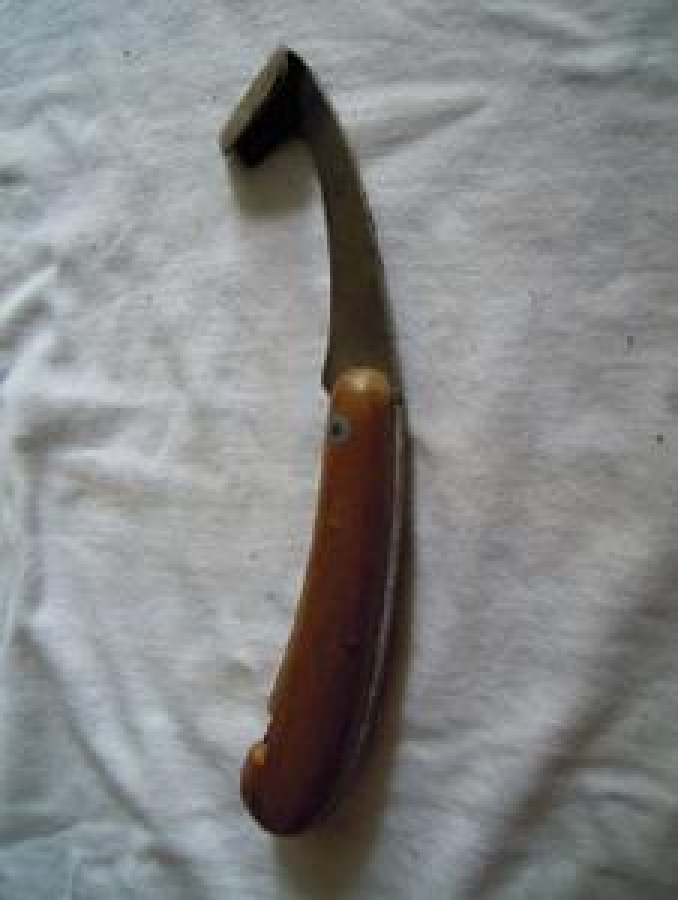 AHŞAP SAPLI ÇELİK AŞI ÇAKISI