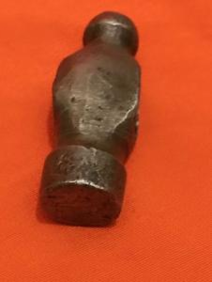 BAKIR SARI VE YUMUŞAK METAL ŞEKİLLENDİRME CEKİCİ  SICAK DÖGME DEMİRDEN CİFT BAŞLI  ÇEKİC