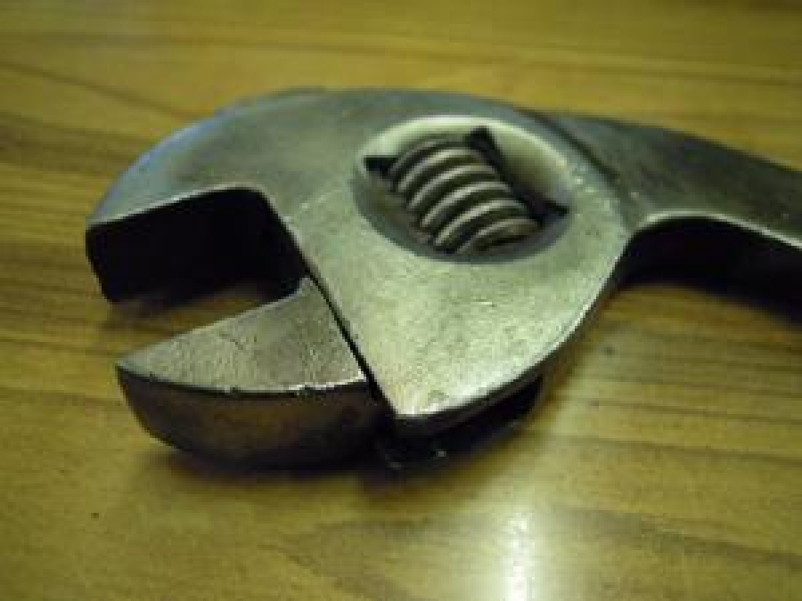 ÇELİK KURBAĞACIK AYARLANABİLİR İNGİLİZ ANAHTAR