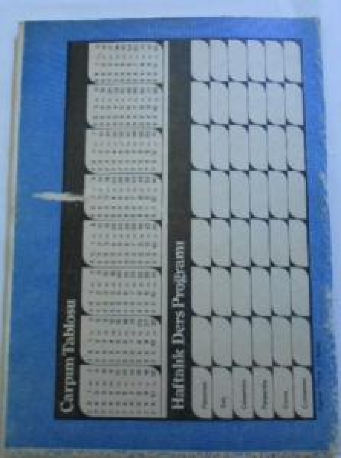 ÇİZGİLİ BEYAZ RESİMLİ VE ÇARPIM  KAPAK LİSE DEFTERİ 