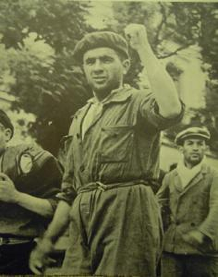 CONNAİSSANCE DE HISTOIRE HACHETTE N'42 MERCREDI - F.3,50 F.S. 3, 50 - F.B. 35 DERGİ 