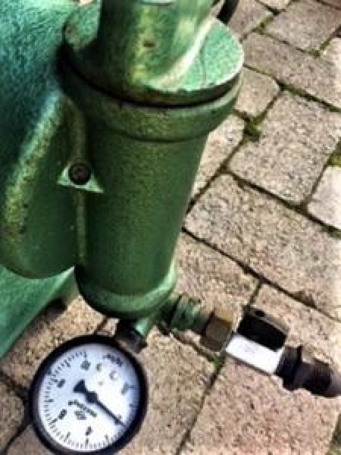 EKM ALMAN MALI TAŞINABİLİR 220 VOLT HAVA KOMPRESÖR 1955 MODEL