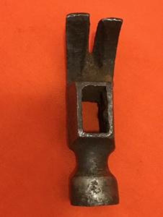 MARANGOZ SANDIK ÇEKİCİ METAL