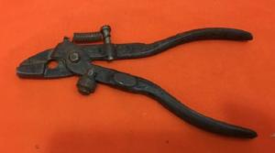 TESTERE AĞZI BİLEME PENSESİ SAĞ SOL DİŞ YATIRMA 