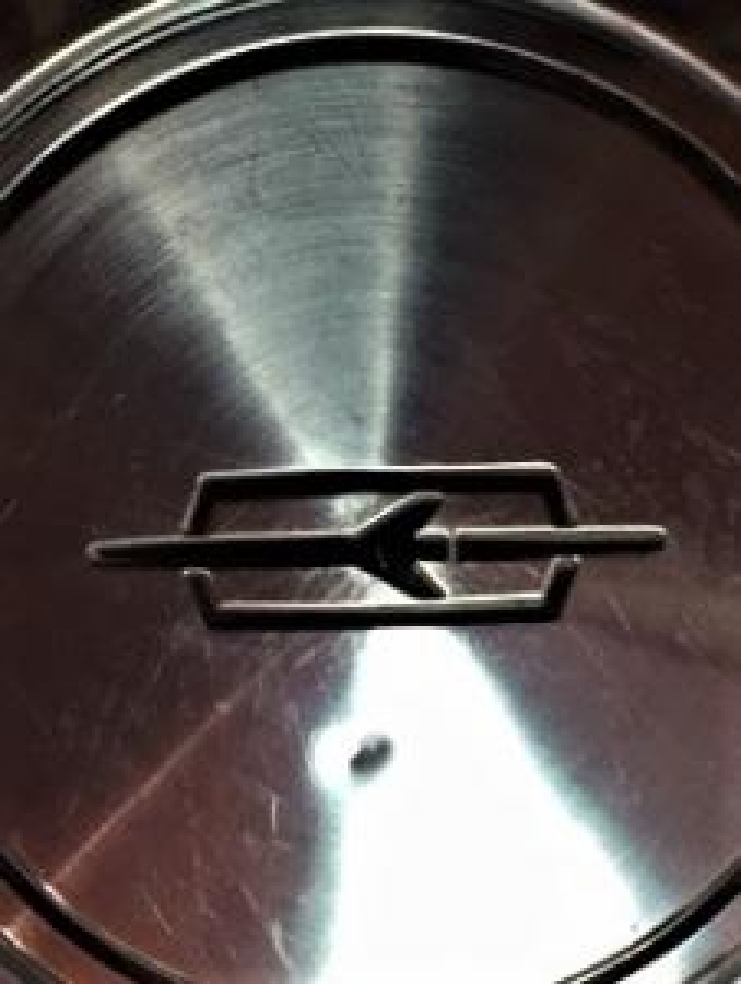 AMERİKAN  LİNCOLN OTO KROM NIKEL PASLANMAZ ORJİNAL JANT KAPAĞI 